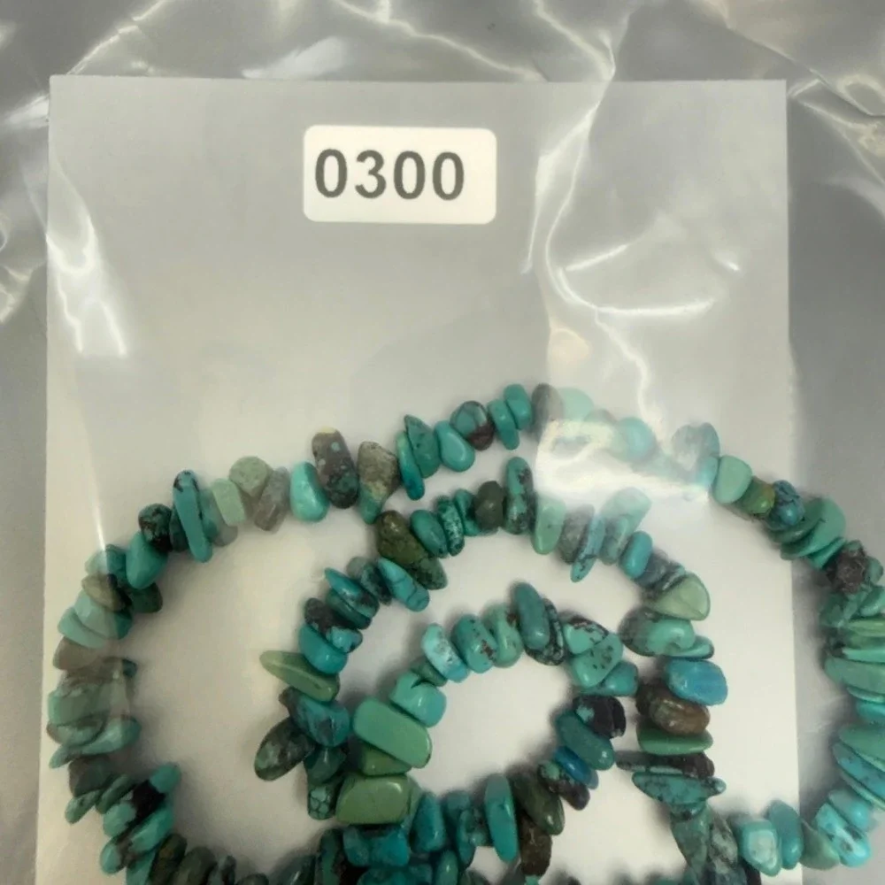 Blue Dyed Howlite Chip Bead Necklace 24